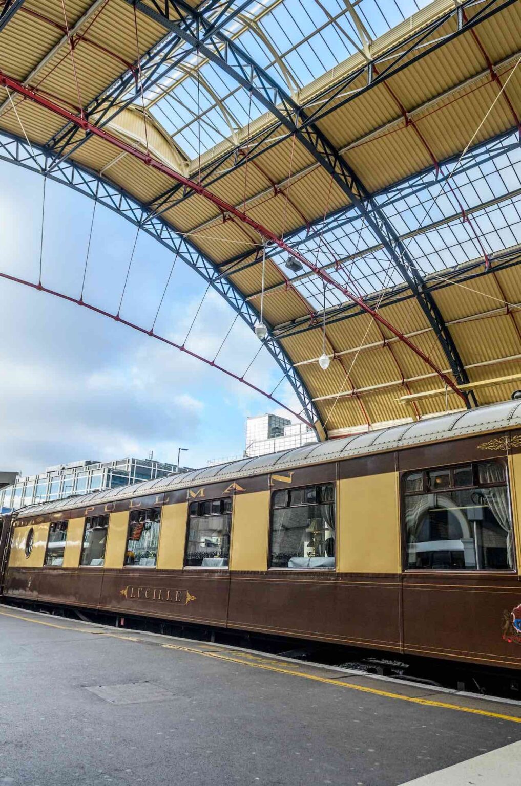 The 10 Most Amazing Train Rides In the World | Mr Hudson